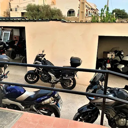 Hotel Sorbas מלון *